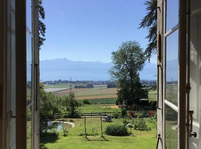 Alojamento de Acomodação e Pequeno-almoço Château De *